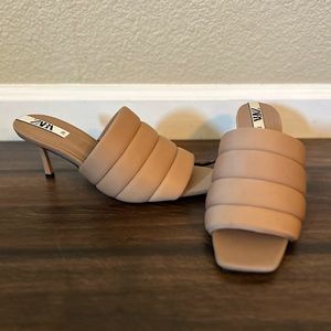 Zara Beige Quilted Sandals